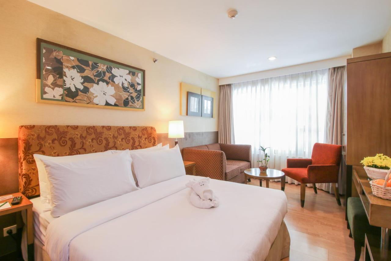 One Tagaytay Place Hotel Suites Official Account Тагайтай Экстерьер фото