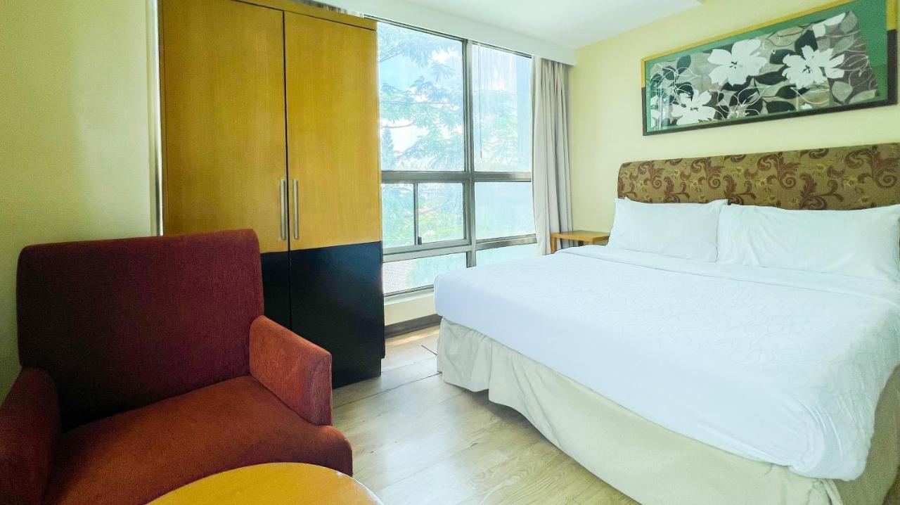 One Tagaytay Place Hotel Suites Official Account Тагайтай Экстерьер фото
