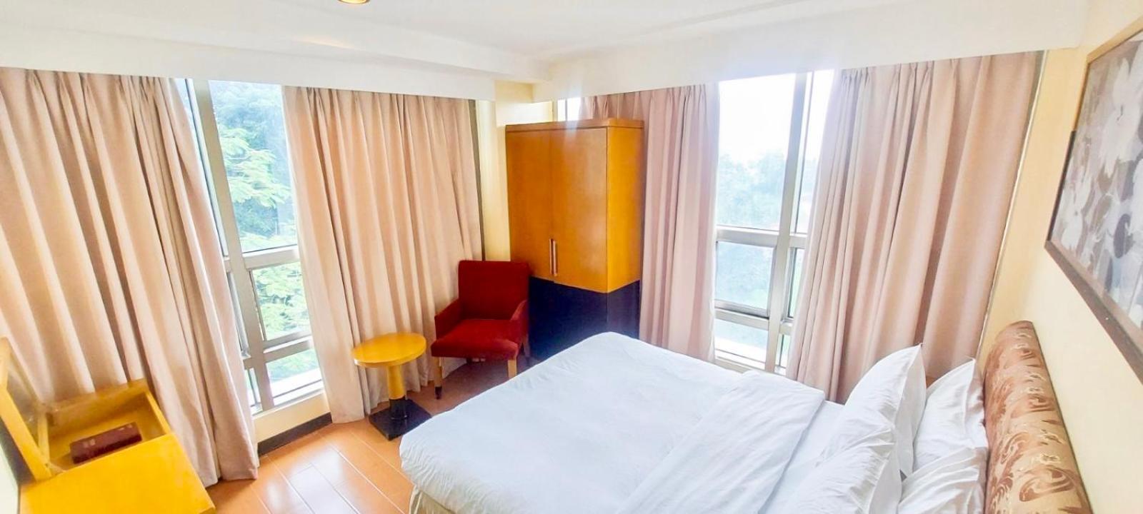 One Tagaytay Place Hotel Suites Official Account Тагайтай Экстерьер фото