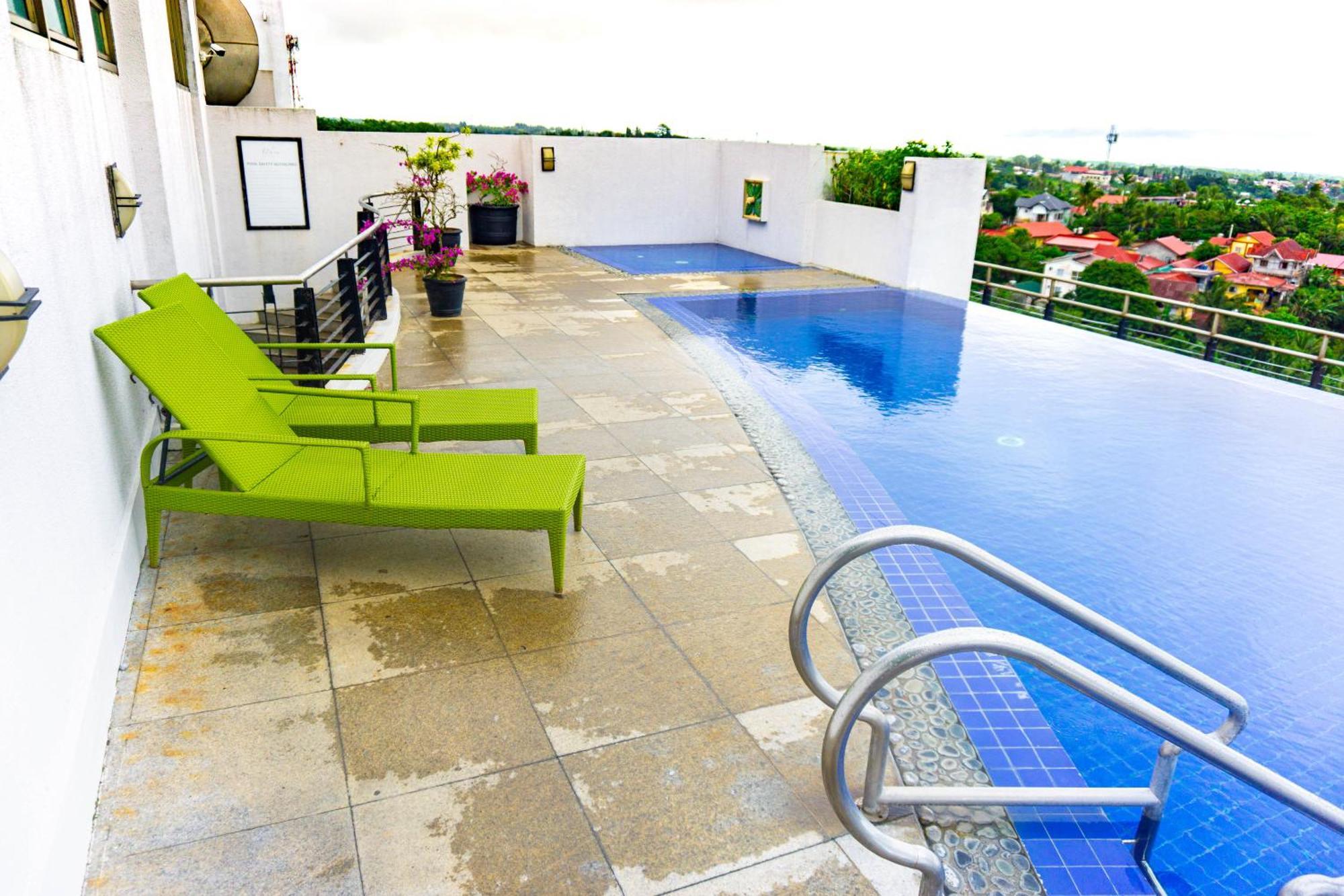 One Tagaytay Place Hotel Suites Official Account Тагайтай Экстерьер фото